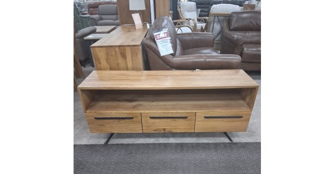 Baker CLEARANCE - Clifton TV Unit