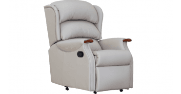 Celebrity Westbury Petite Manual Recliner