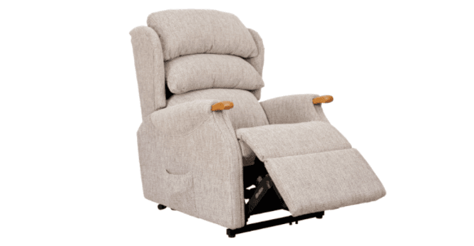 Celebrity  Westbury Petite Single Motor Riser Recliner