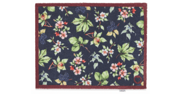 Hug Rug Hedgerows & Berries Runner