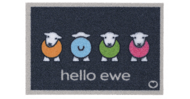 Hug Rug Outdoor Hello Ewe