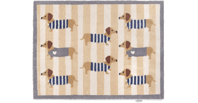 Hug Rug  Sausage Dog Chic Runner