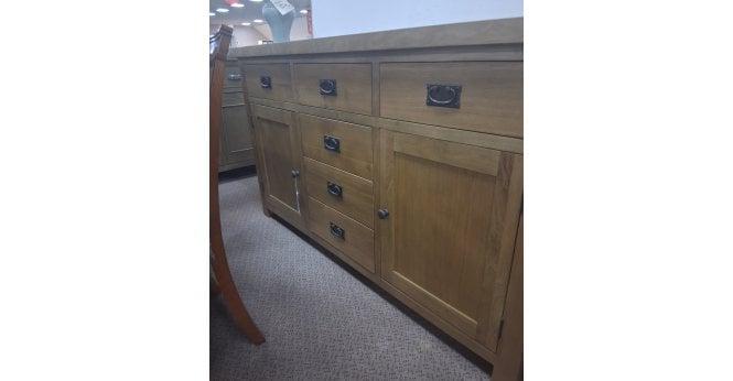 Kettle Interiors CLEARANCE - Cornwall 2 Door and 6 Drawer Sideboard