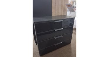 CLEARANCE - Essensa 4 Drawer Chest