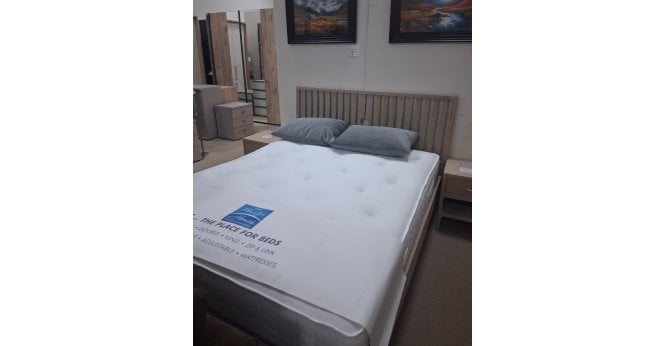 TCH CLEARANCE - Jago Kingsize Bedstead