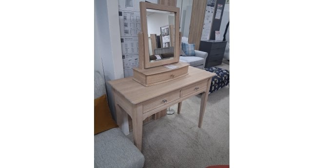 TCH CLEARANCE - New England Dressing Table