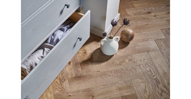 Woodpecker Highclere Biscotti Oak Engineered Wood
